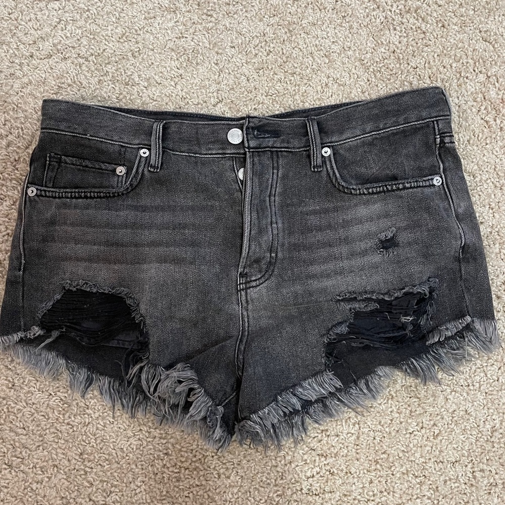 💥NWOT FREE PEOPLE BLACK JEAN SHORTS💥